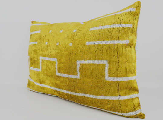 silk-kissen 40x60 cm in lemon-gelb und  weiß 