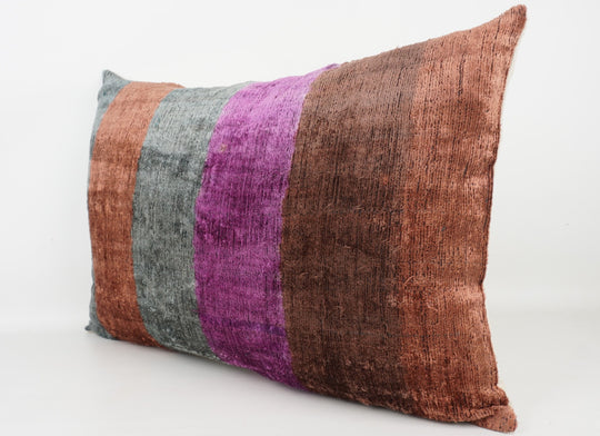 Silk/Velvet Kissenhülle 40x60cm mit Streifen Grau, Braun und Lila 