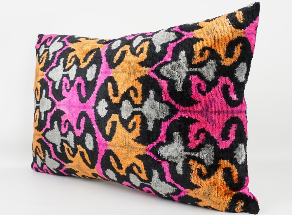 Silk/Velvet Kissenhülle 40x60cm florales Ikat-Muster pink-orange-grau