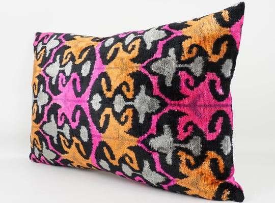 Silk/Velvet Kissenhülle 40x60cm florales Ikat-Muster pink-orange-grau