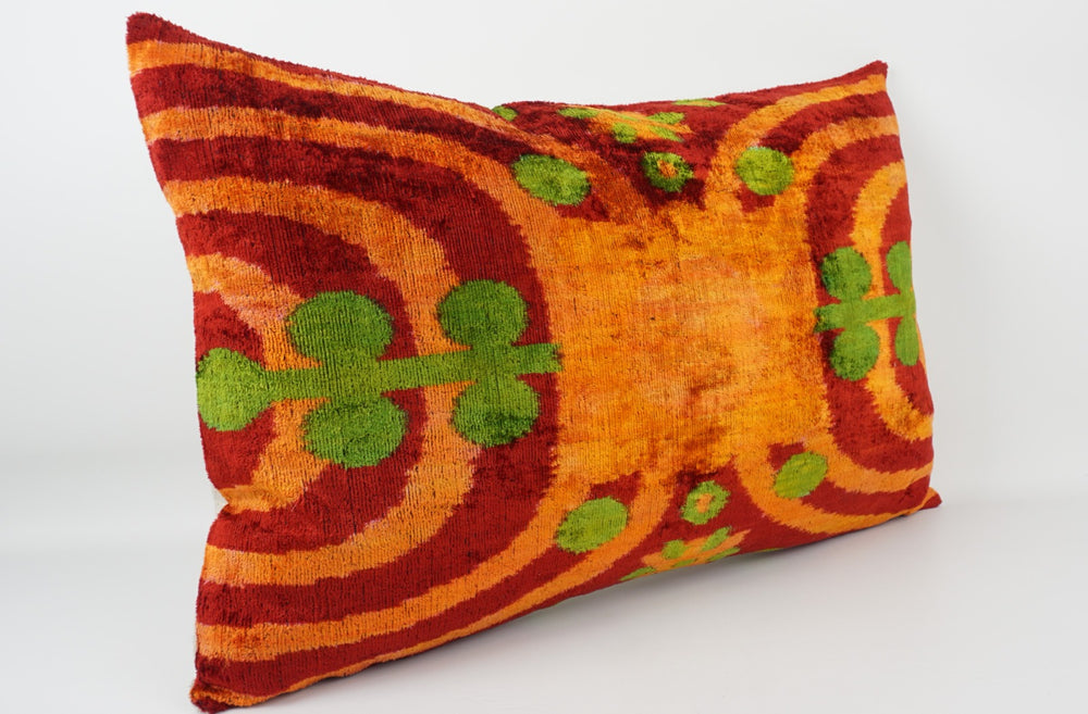 Silk/Velvet Kissenhülle 40x60cm Boho/Ethno Ikat-Muster orange-rot-grün
