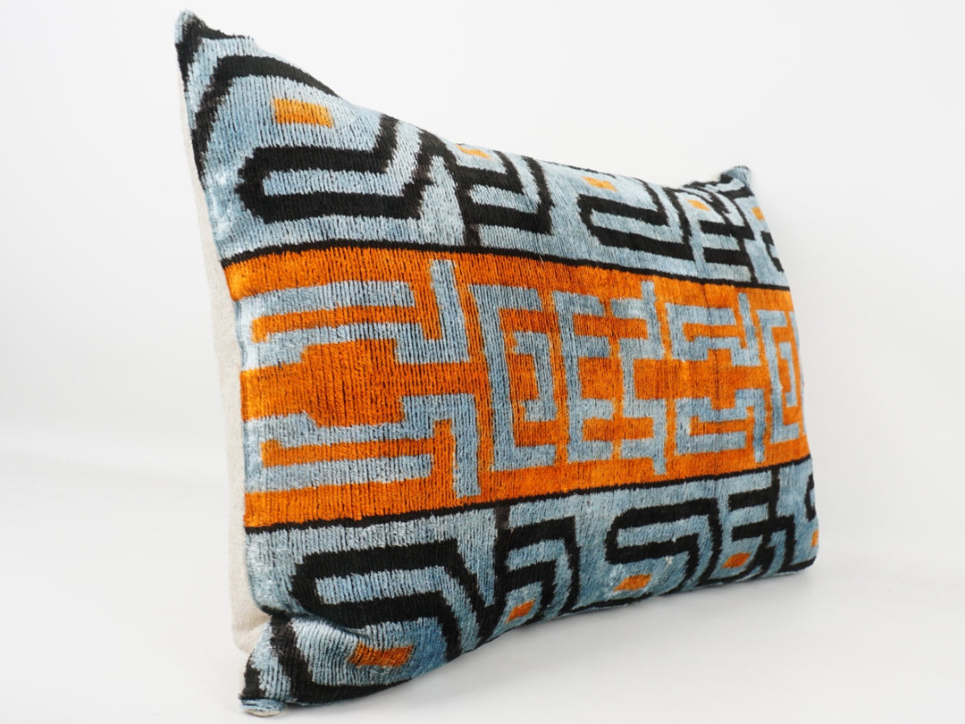 Silk/Velvet Kissenhülle 40x60cm Geometrisches Mid-Century-Muster blau-aqua-black-orange