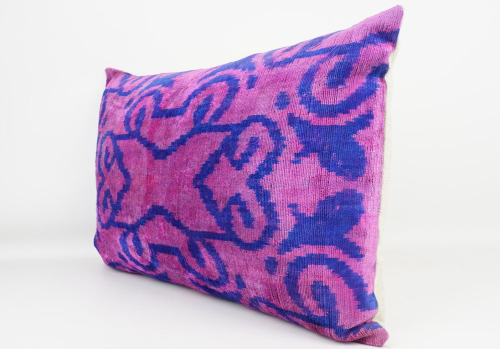 Silk/Velvet Kissenhülle 40x60cm Ornamental-florales Muster Pink-Fuchsia-Violett