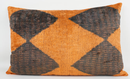 Silk/Velvet Kissenhülle 40x60cm geometrisches Rautenmuster orange-ocker-anthrazite