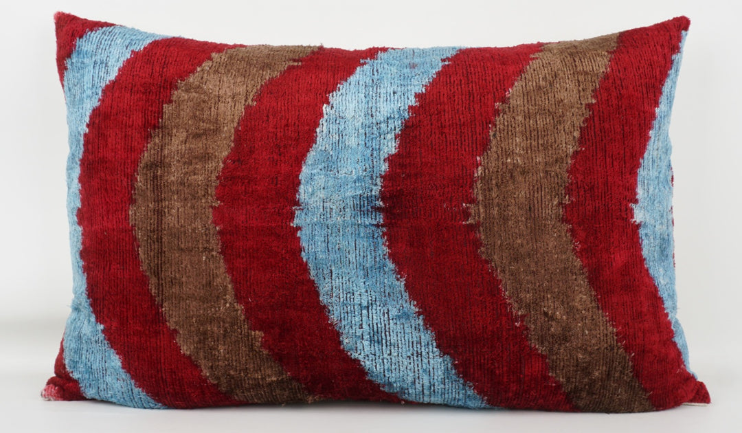 Silk/Velvet Kissenhülle 40x60cm mit Streifen-Bögen in aqua-braun-rot