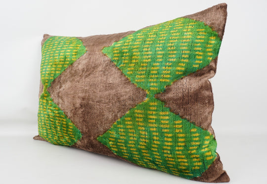 Silk/Velvet Kissenhülle 40x60cm geometrisches Rautenmuster limegrün-gelb-hellbraun