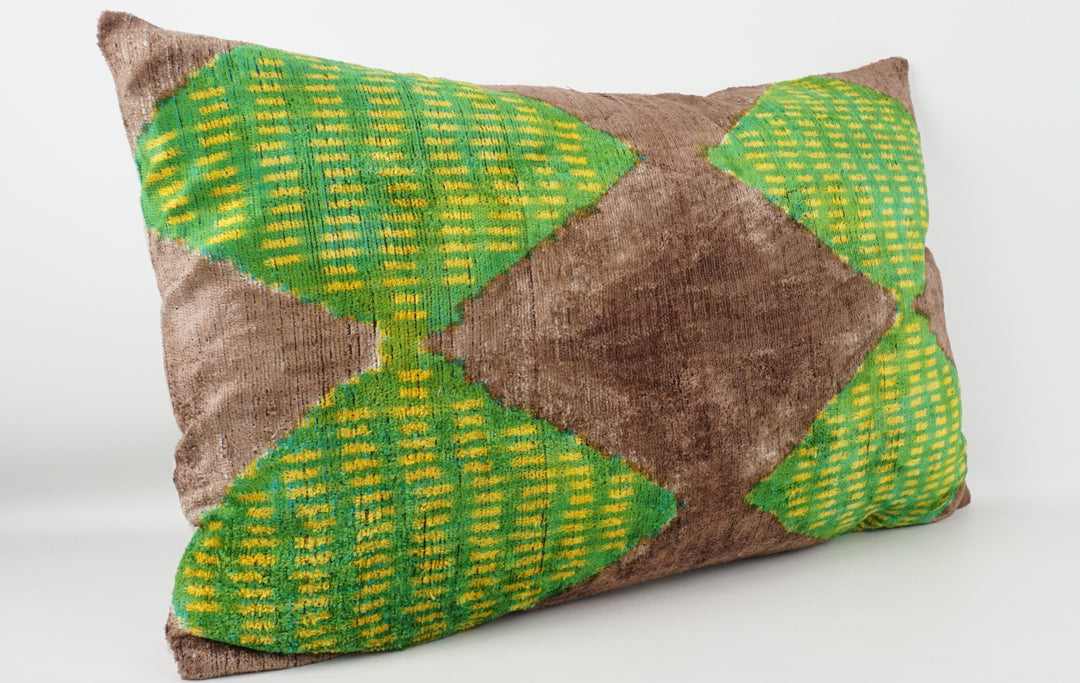 Silk/Velvet Kissenhülle 40x60cm geometrisches Rautenmuster limegrün-gelb-hellbraun
