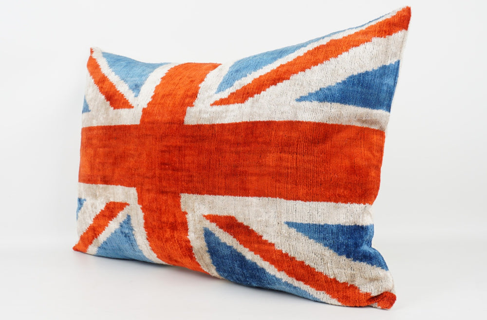 Silk/Velvet Kissenhülle 40×60 cm – Ikatmuster Union Jack