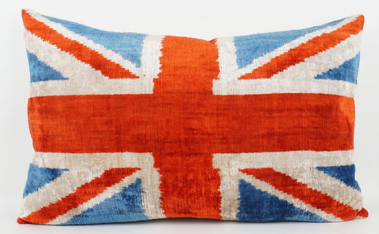 Silk/Velvet Kissenhülle 40×60 cm – Ikatmuster Union Jack