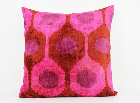 Silk/Velvet Kissenhülle 50x50cm Ikat-Ovale Pink,Rot,Lila
