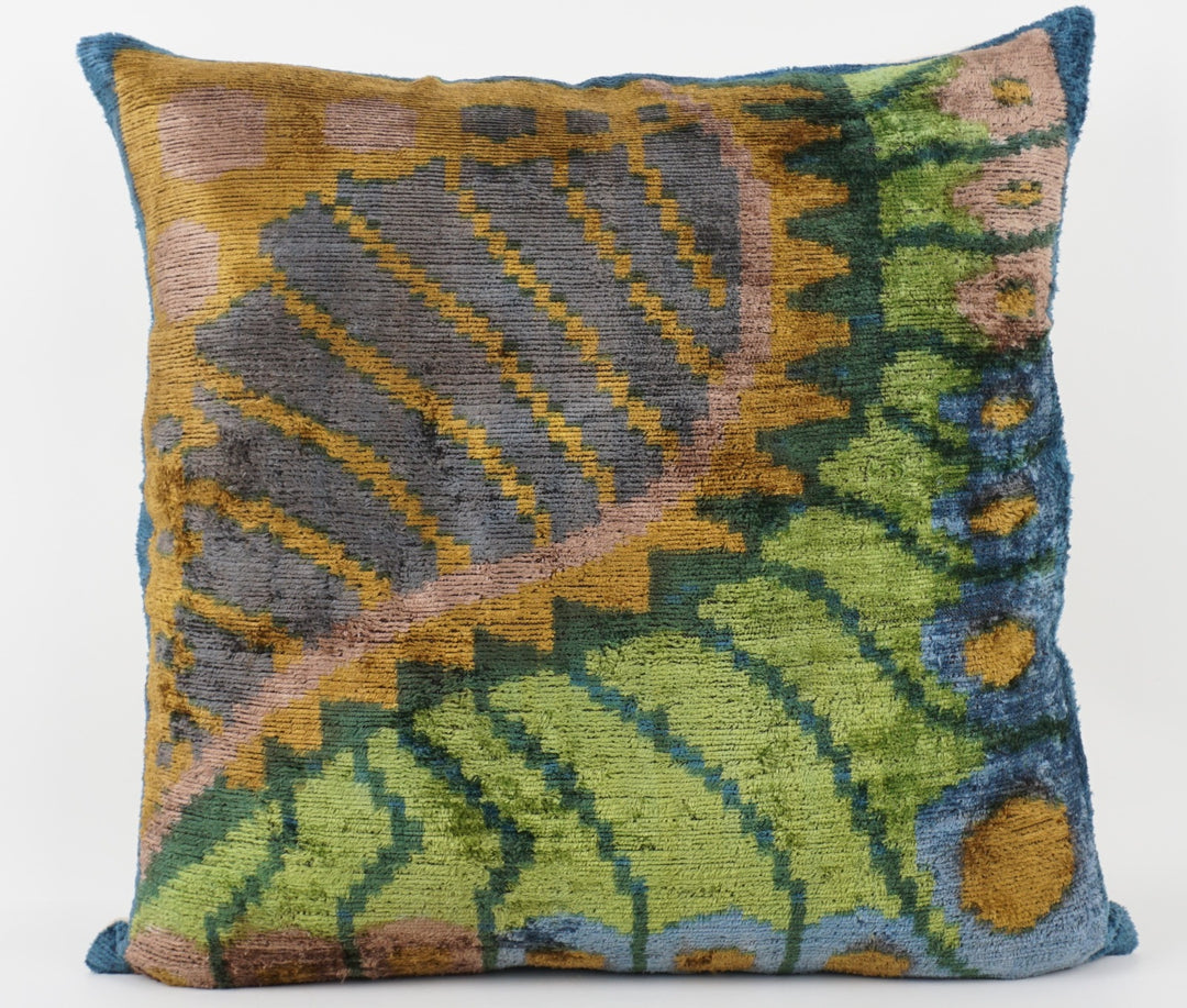 Silk/Velvet Kissenhülle 50x50cm grafisch-abstrakten Bögen und Linien grün,braun und blau