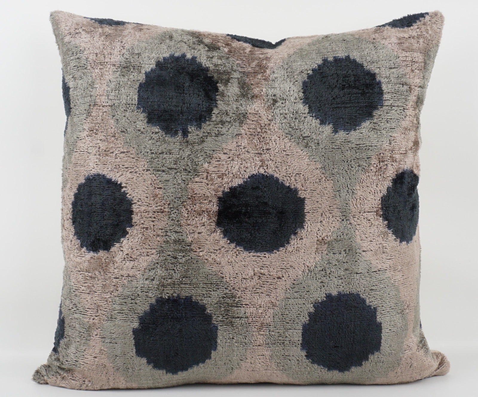 Silk/Velvet Kissenhülle 50x50cm Ikat-Ovale aqua,blau,black
