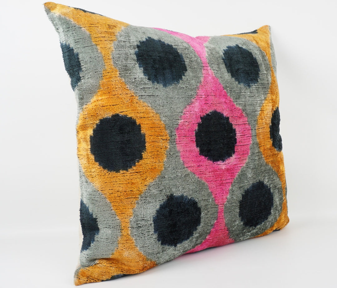 Silk/Velvet Kissenhülle 50x50cm Ikat-Ovale grau,pink,orange,blau