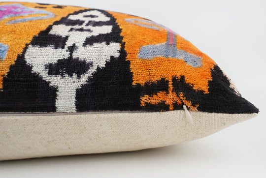 Silk/Velvet Kissenhülle 50x50cm Ikat-Boho-Ethno Muster orange,black,offwhite