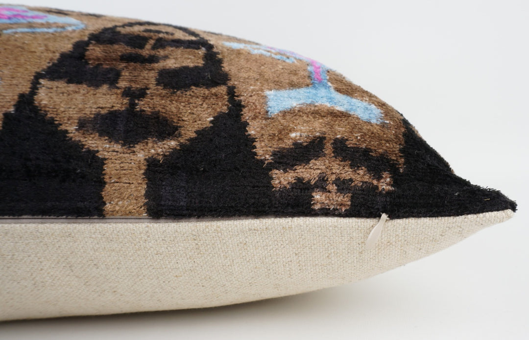 Silk/Velvet Kissenhülle 50x50cm Ikat-Boho-Ethno Muster braun,lila,black,offwhite