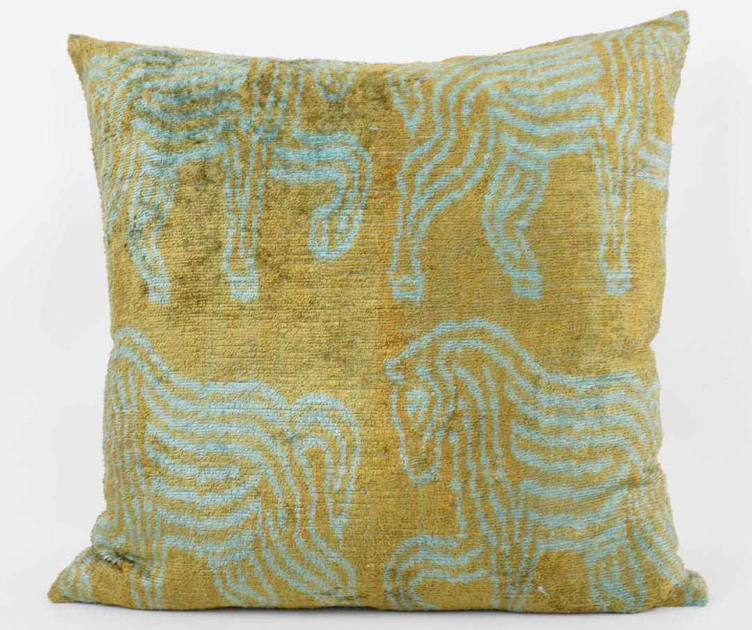 Silk/Velvet Kissenhülle 50x50cm grafischer Pferdedarstellung olive-aqua