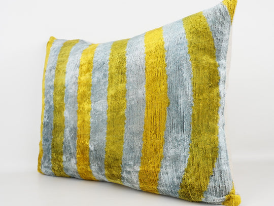 Seidenkissen 40x60cm mit Breitstreifen in Eisblau-Gelb-Oliv