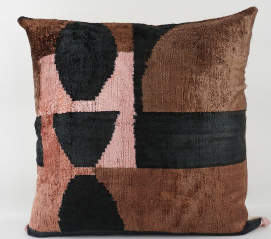 Silk/Velvet Kissenhülle 60x60cm Geometrie Braun-Rose-Schwarz