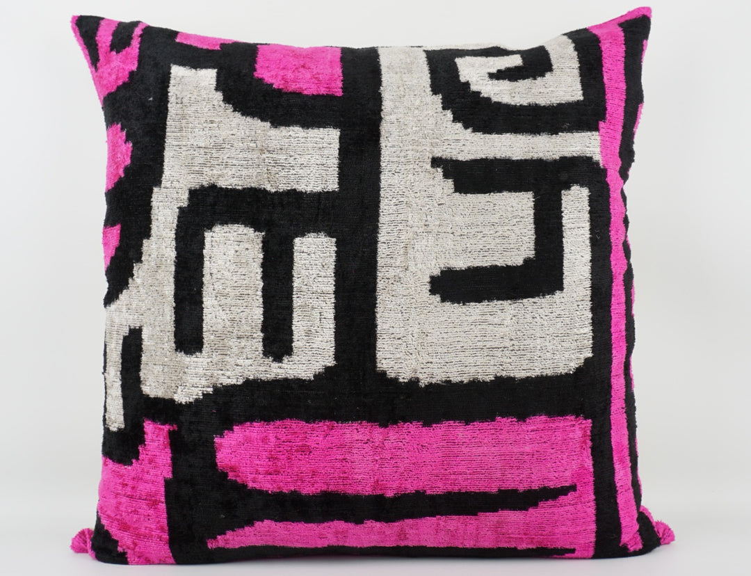 Silk/Velvet Kissenhülle 60x60cm Grafik-Linien offwhite, pink, schwarz