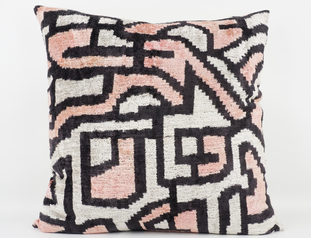 Silk/Velvet Kissenhülle 60x60cm Grafik-Linien rose, offwhite, schwarz