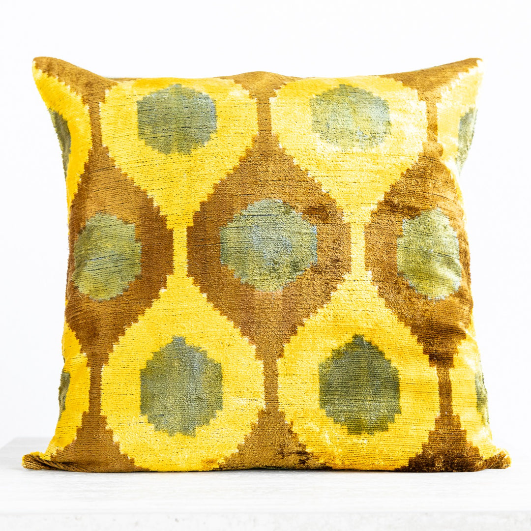 Silk/Velvet Kissenhülle 50×50cm – Retro Dots Gelb Grün Braun