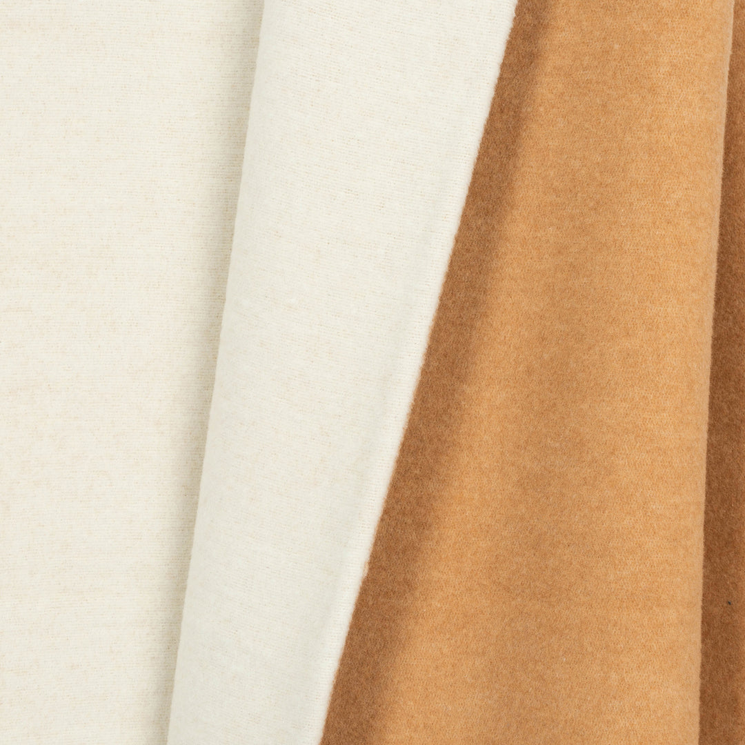 Wolldecke 150x195cm Halb/Halb-Streifen in Camelbraun-Offwhite