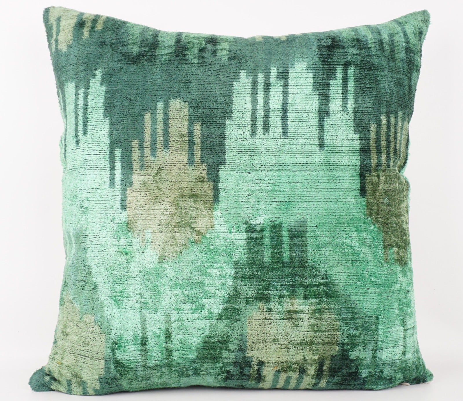 Seidenkissen 50x50cm mit Ikat-Waves-Muster in Mint, Petrol und Greige