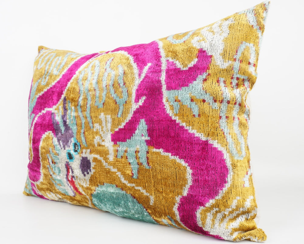Seidenkissen 40x60 cm mit Dragon-Muster in Gold-Pink-Aqua