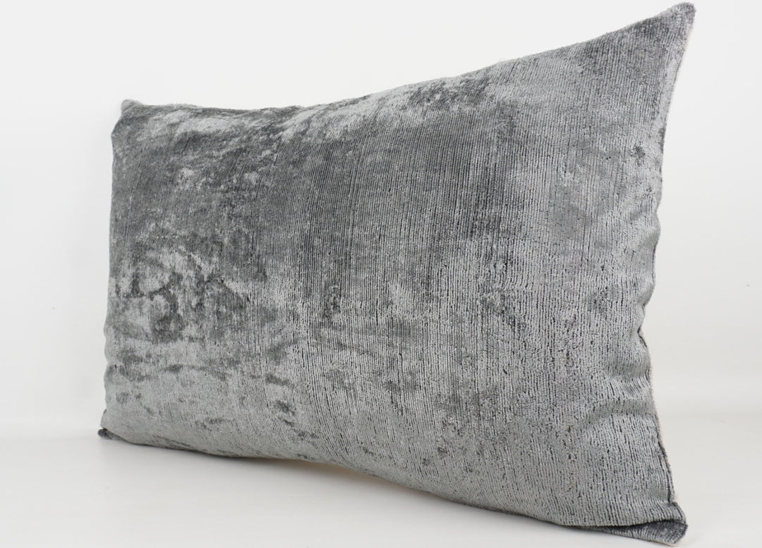 Seidenkissen 40x60cm mit Uni-Design in Grau-