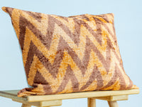 Silk/Velvet Kissenhülle 50x50cm Chevron Safran-Kupferbraun