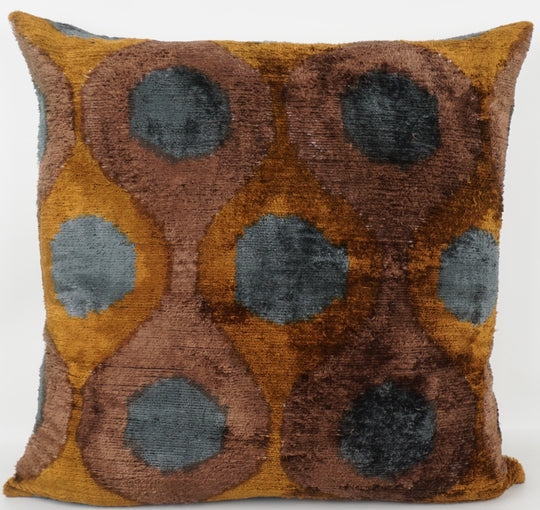 Seidenkissen 50x50cm mit Ikat-Ovale-Muster in Braun, Blaugrau und Safran